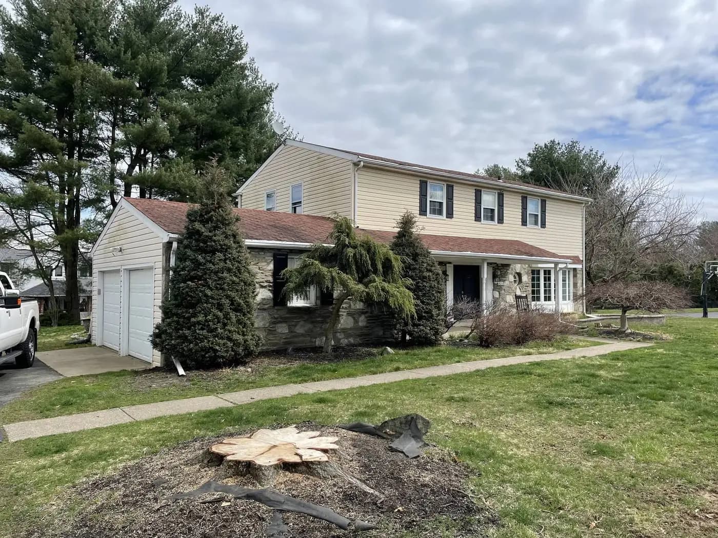 House in Huntingdon Valley, PA before the addition, with its original one-car garage